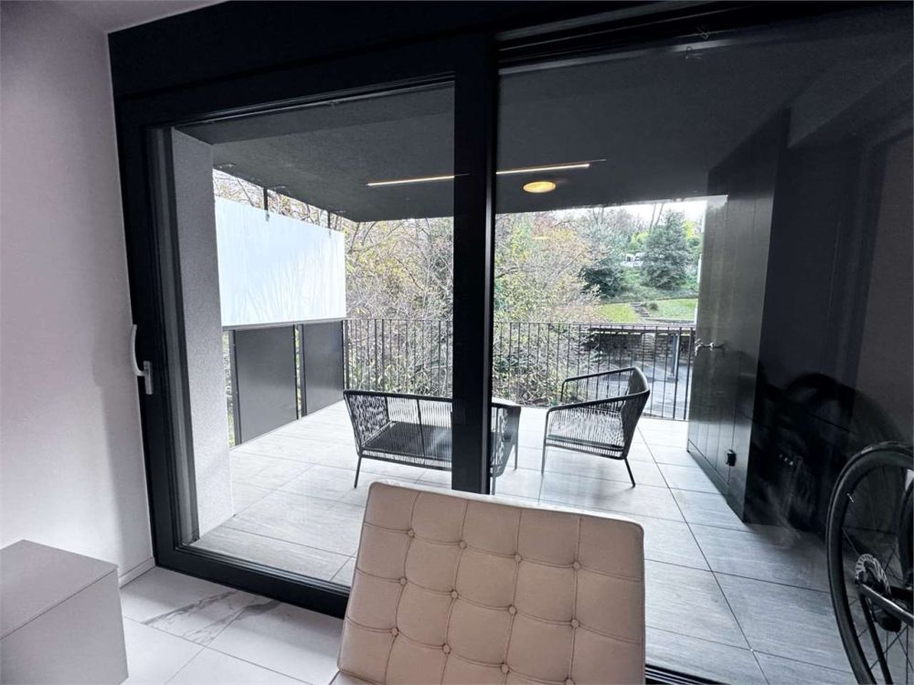 Nuovo e moderno 2,5 locali con terrazzo - Bild 5