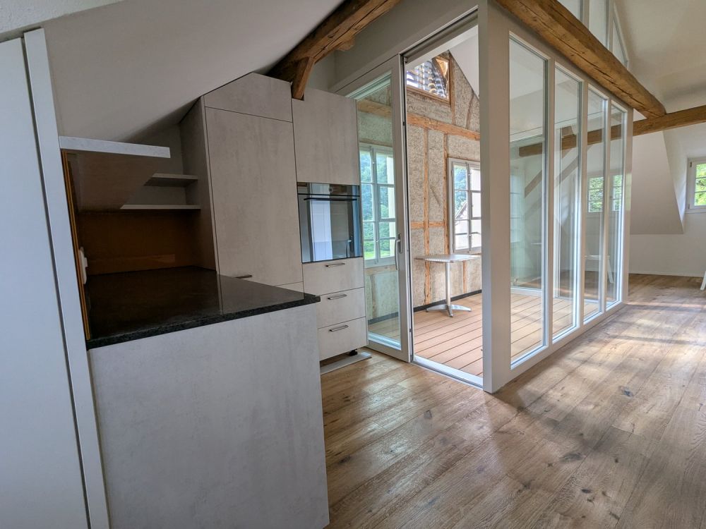 Moderne Dachwohnung in historischem Riegelhaus inmitten der Natur - Bild 5