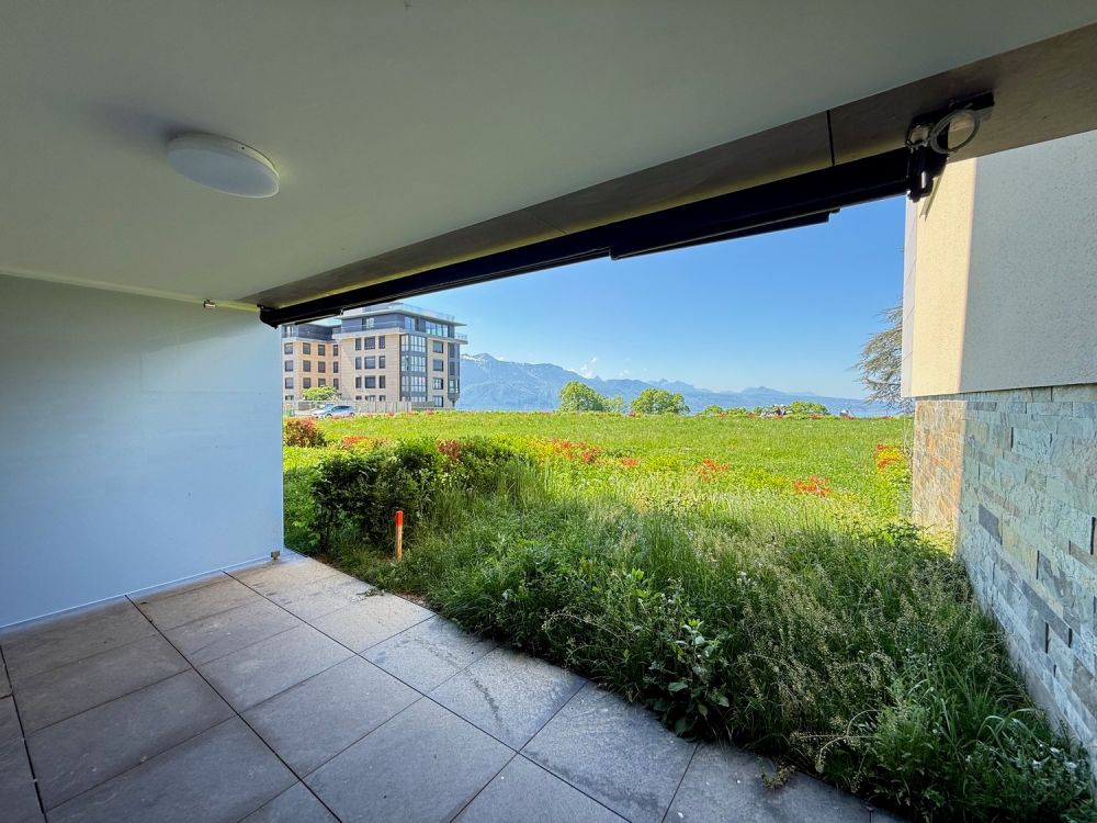 Beau 3.5 pièce neuf de stanting avec terrasse & jardin dans résidence avec piscine - Bild 4