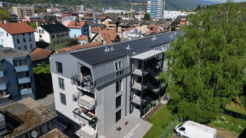 grosszügige 4.5-Zimmer-Neubauwohnung im 1. OG, ca. 111.6m2 - Aussen.JPG