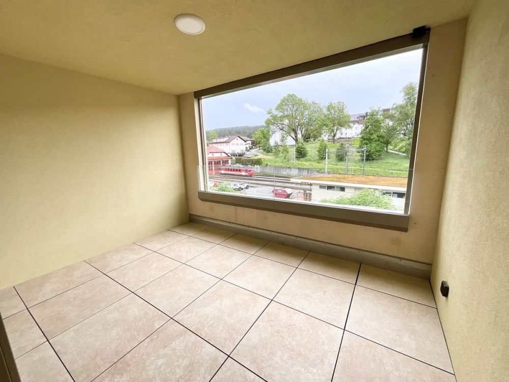 Appartements neu von 2,5 Zimmern mit Loggia - Moderner Komfort, Nachhaltigkeit und Lebensqualität im Herzen des Dorfes - Bild 5