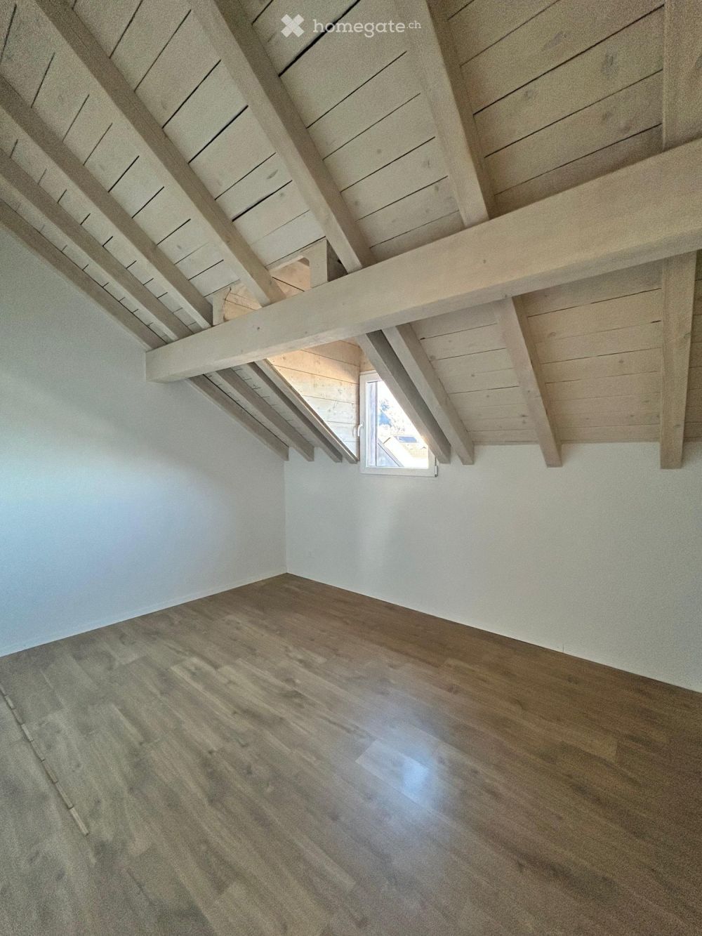 Magnifique appartement 3.5 pièces avec balcon à Chessel - Bild 4