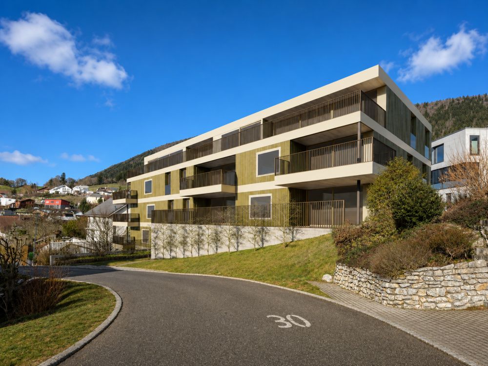 Spacieux 5.5 pièces avec balcon couvert orienté sud-ouest - Bild 1
