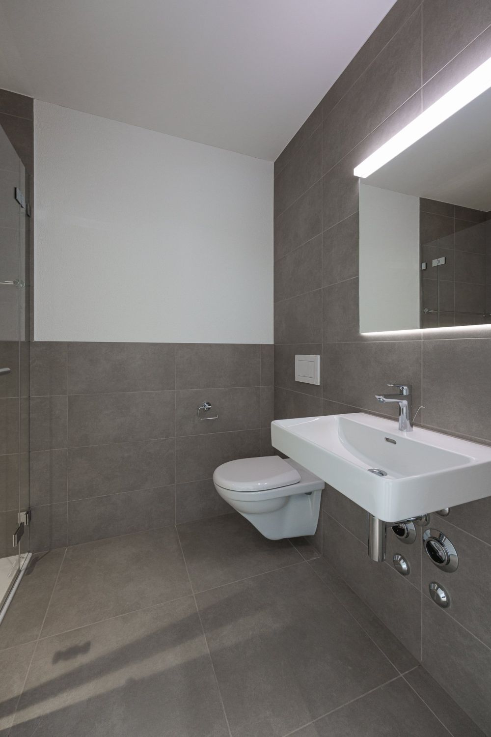 Moderne 2.5-Zimmerwohnung in Kaiseraugst - Bad