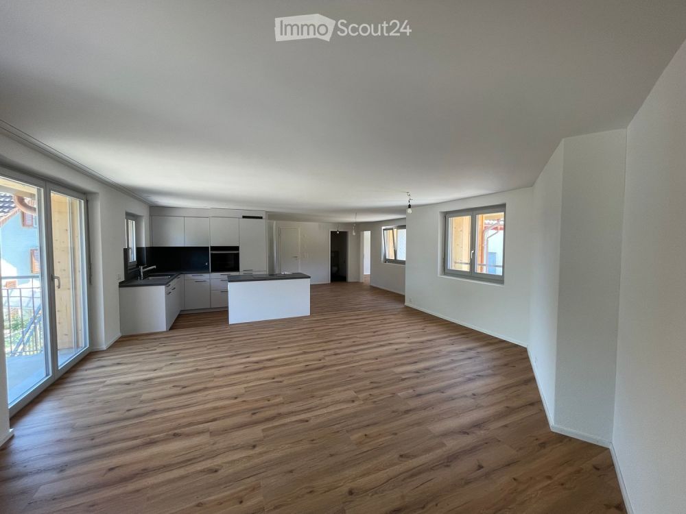 Moderne 4-Zimmer-Neubauwohnung mit Balkon in Niederstetten - Bild 1