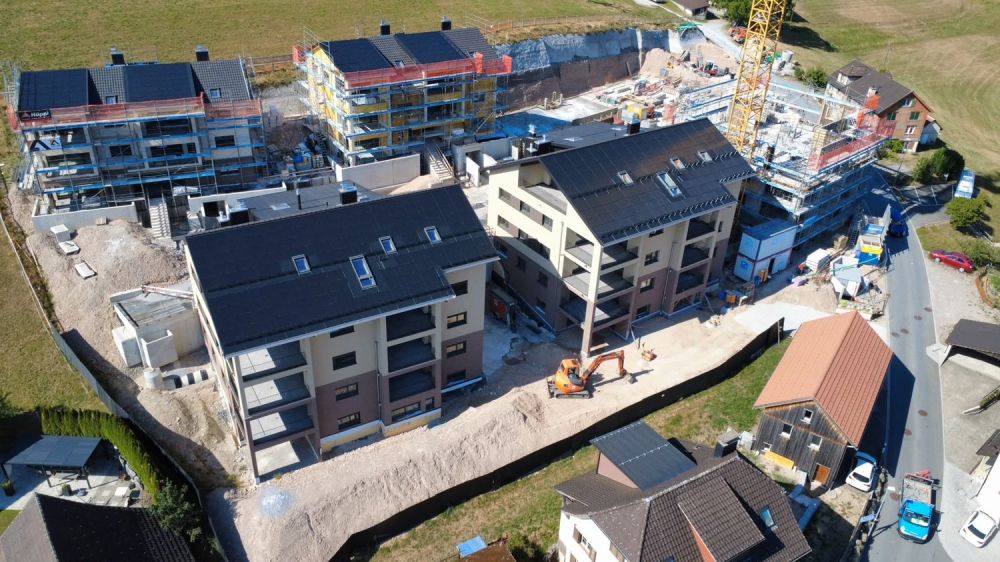 GOLDIG WOHNEN / NEUBAU / SONNE / AUSSICHT / RUHE / NATUR - Bild 1