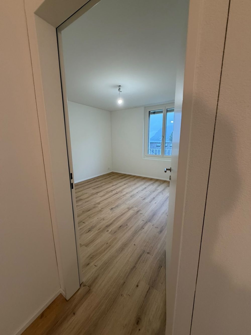 Exklusive 2.5-Zimmer-Wohnung in Stansstad – Erstbezug mit Seesicht - Bild 13