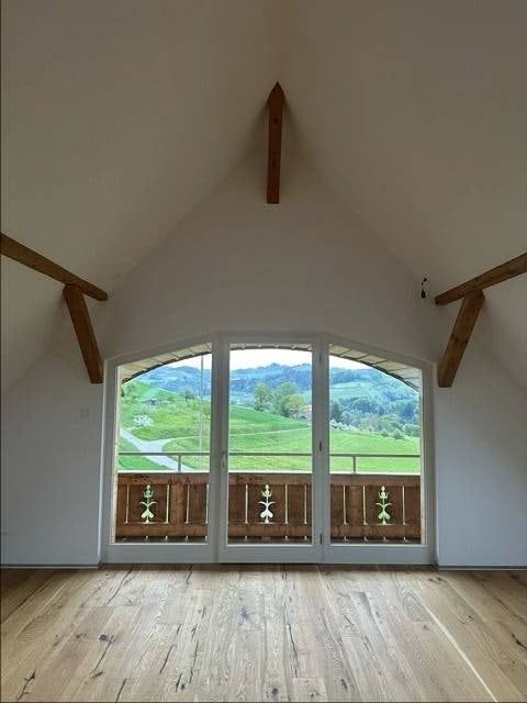 Neue moderne 3.5-Zimmer-Dachwohnung mit viel Charme - Bild 1