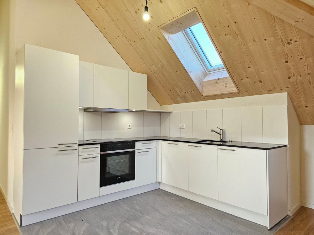 Neu renovierte 3.5-Zimmer-Wohnung zur Erstvermietung - Bild 2