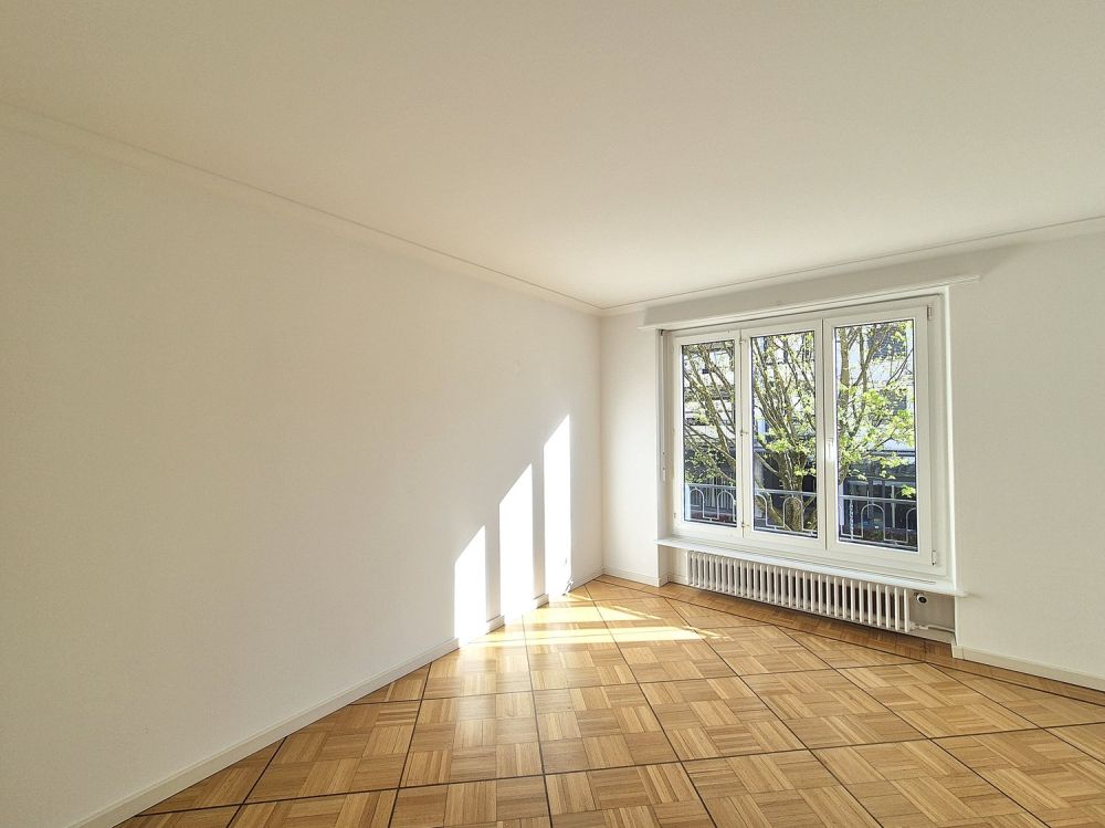 ERSTVERMIETUNG nach Komplettsanierung: Sonnige 5.5-Zi-Wohnung im Zentrum - Bild 11