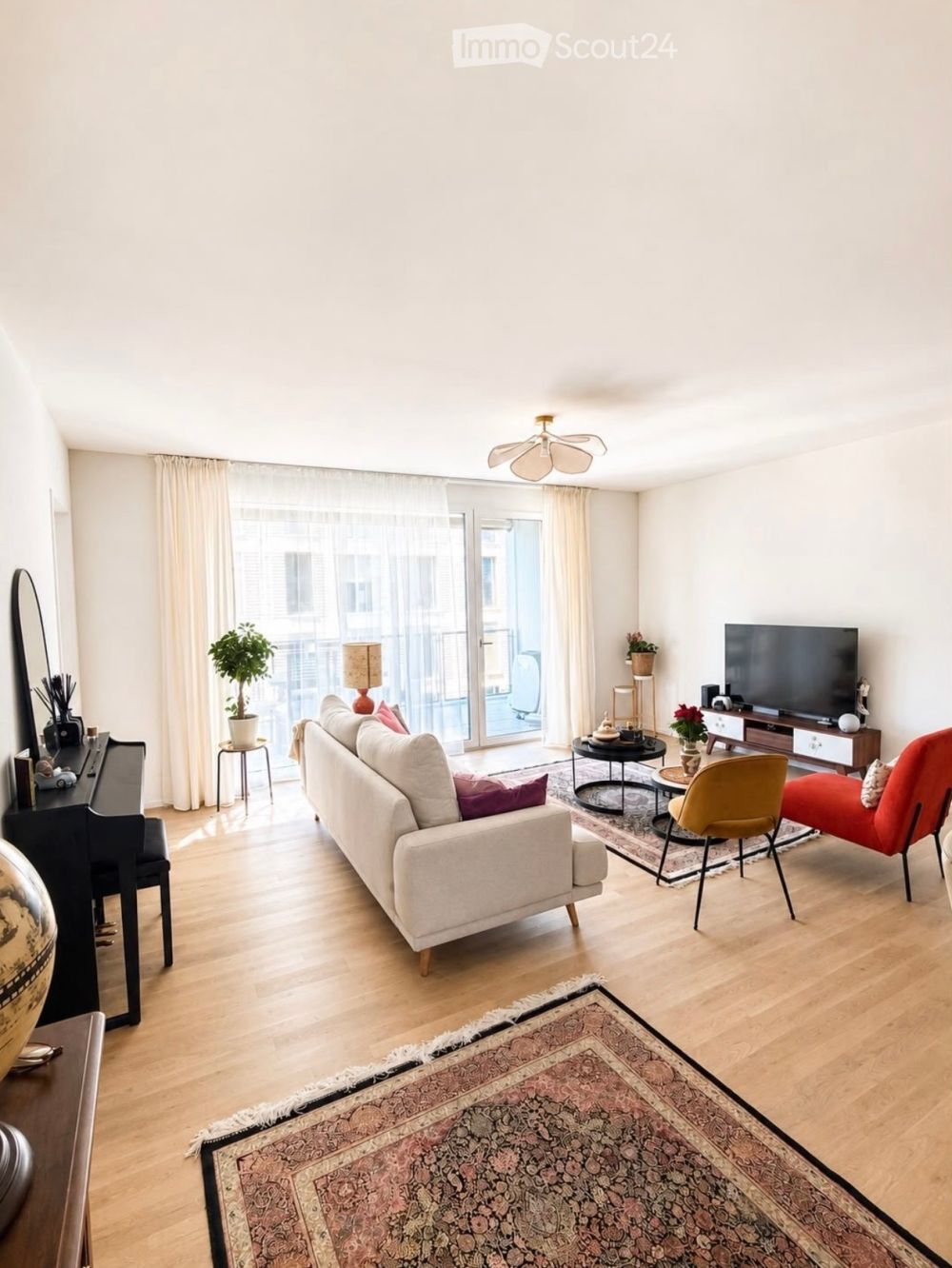 Spacious 4.5-Room New Build Apartment with Lake Views in Au ZH - Bild 2