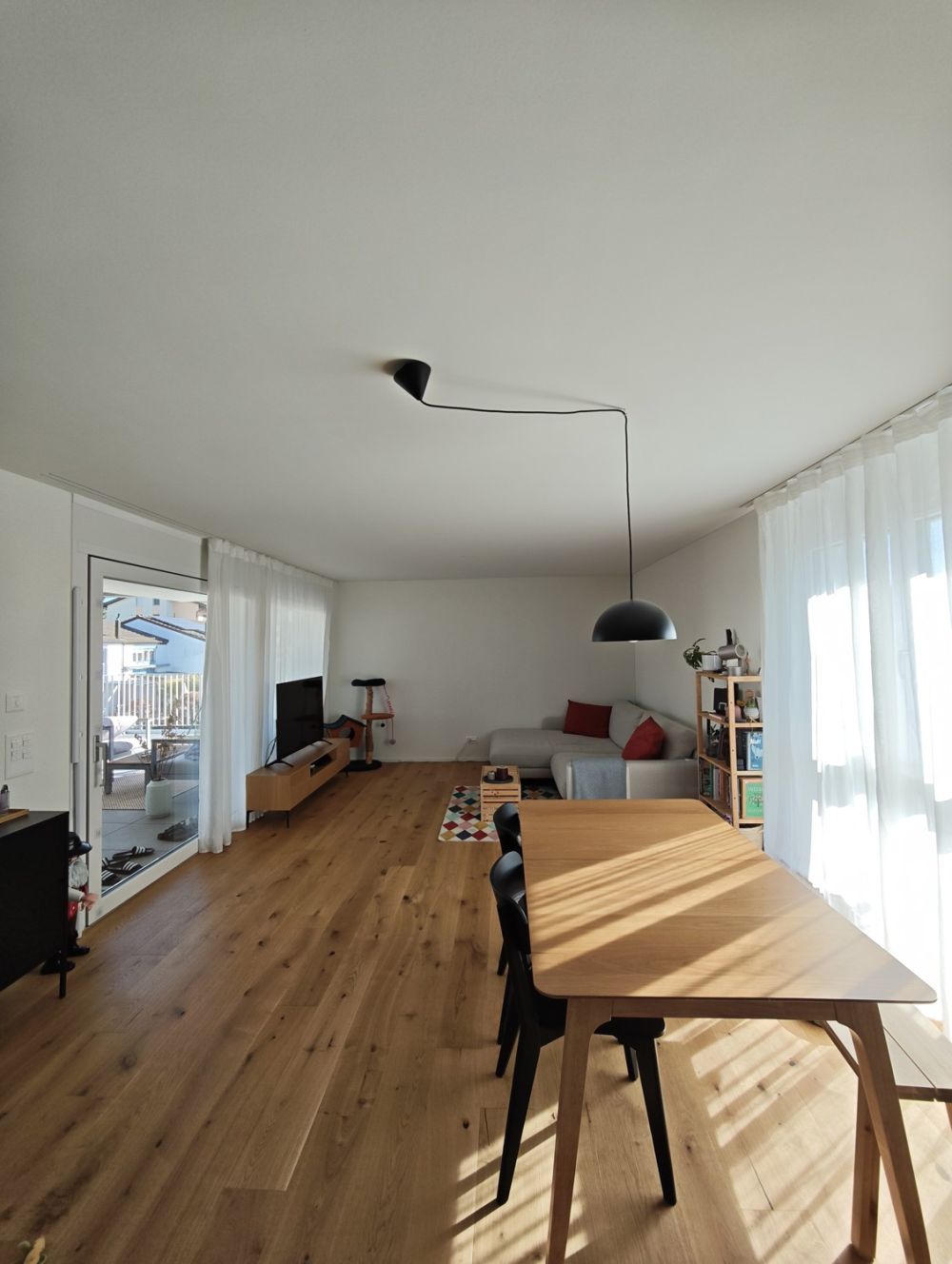 Moderne 4.5-Zimmer-Neubauwohnung mit grossem Balkon - Bild 8