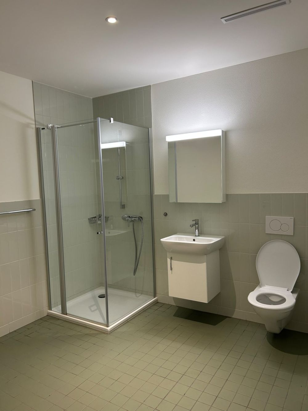 Moderne 3.5-Zimmer-Wohnung direkt am Bahnhof Wil SG - Bild 4