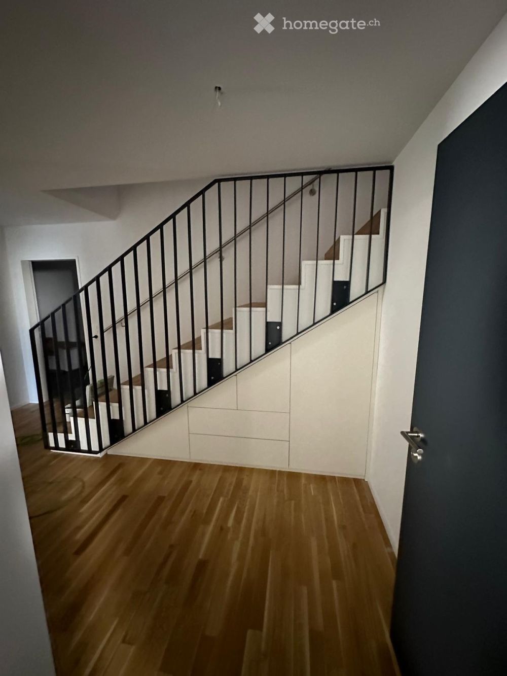 Exklusive 2.5-Zi.-Neubau-Maisonette mit 2 Terrassen & Garderobenzimmer in Zürich-Altstetten - Bild 1