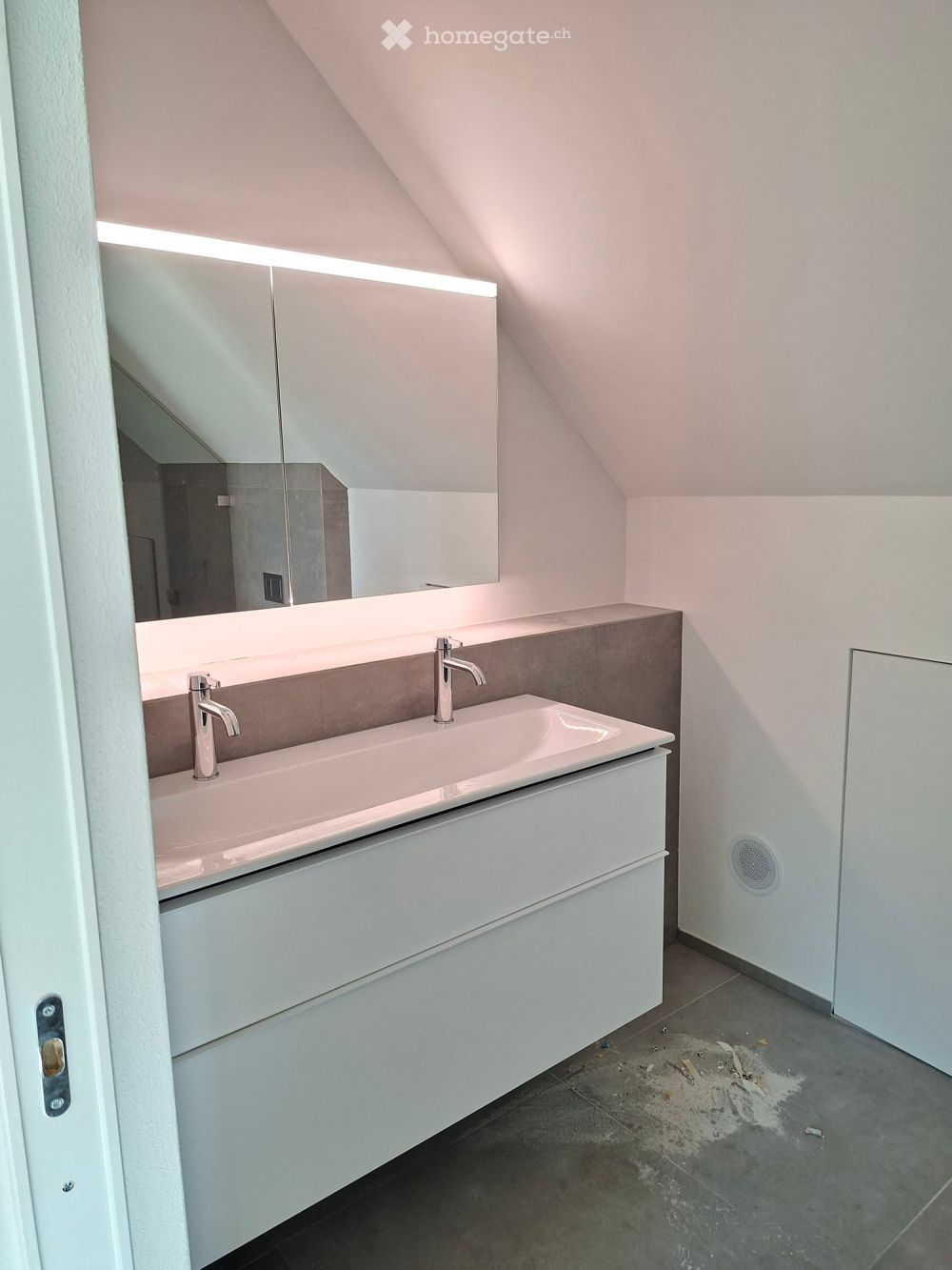 Doppeleinfamilienhaus in Nänikon - Bild 7