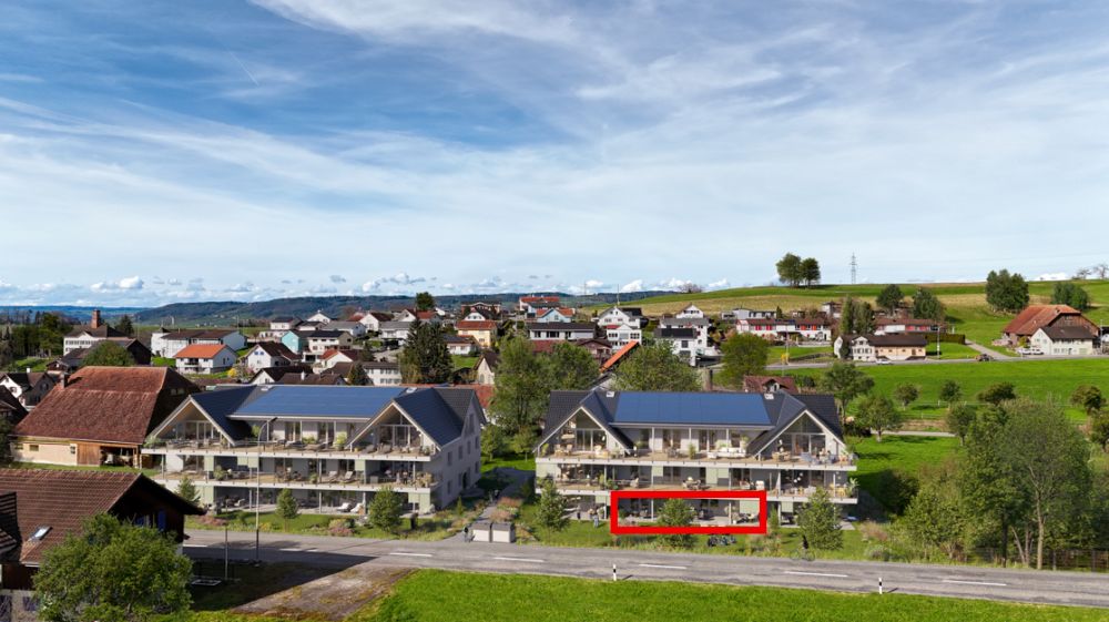 Helle 3.5 Zimmer-Wohnung im Erdgeschoss mit Gartenanteil von 246 m2 - Bild 1