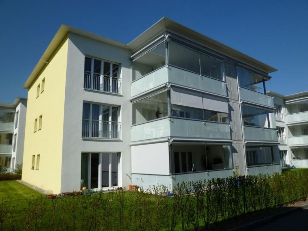 Traumhafte 2 1/2-Zimmerwohnung im Erdgeschoss - Aussenansicht