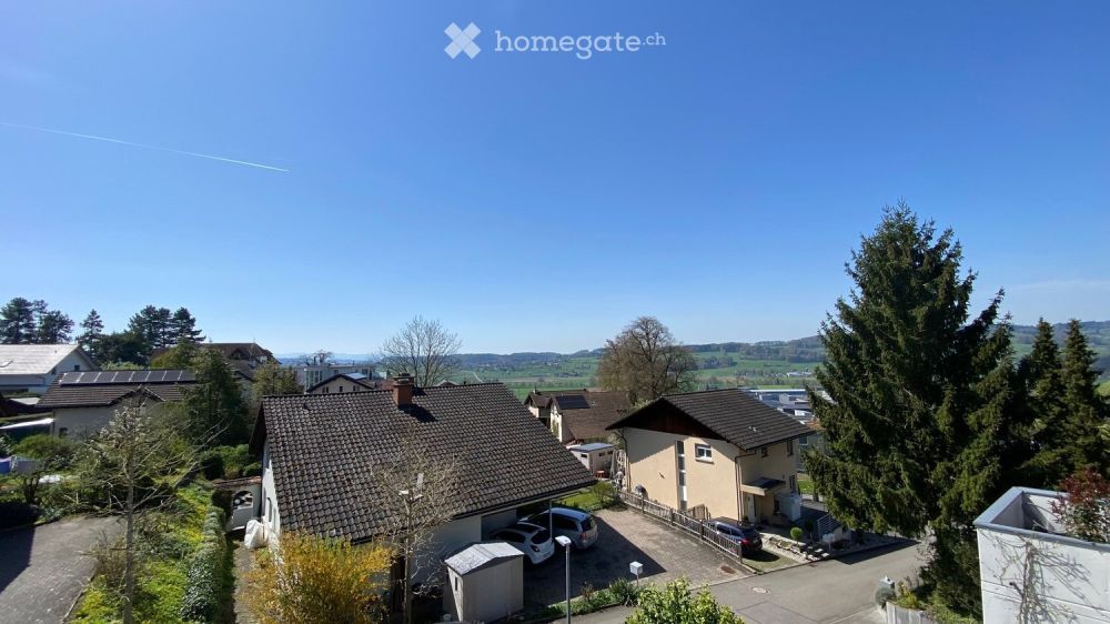 Erstvermietung: Topmoderne Wohnung im Eigentum Standard, Minergie effizient mit Solarstrom - Bild 6