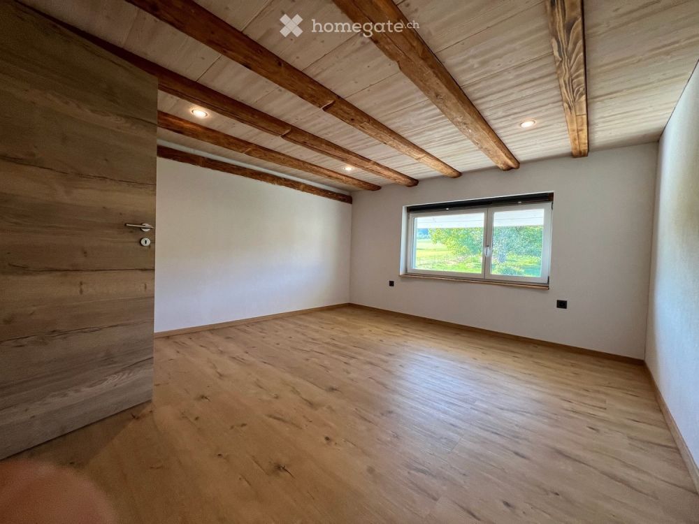 Lichtdurchfluteter Traum-Altbau 2024 60 m² Wellness-Schlafzimmer mit Sauna  in Hugelshofen - Bild 12