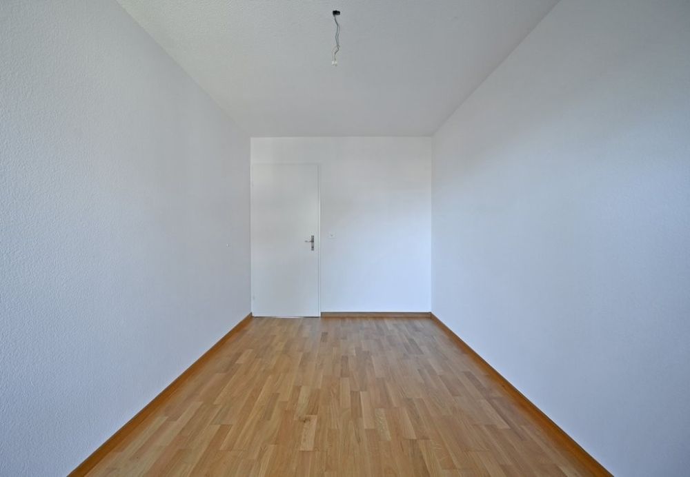 Erstbezug nach Sanierung - Bürozimmer