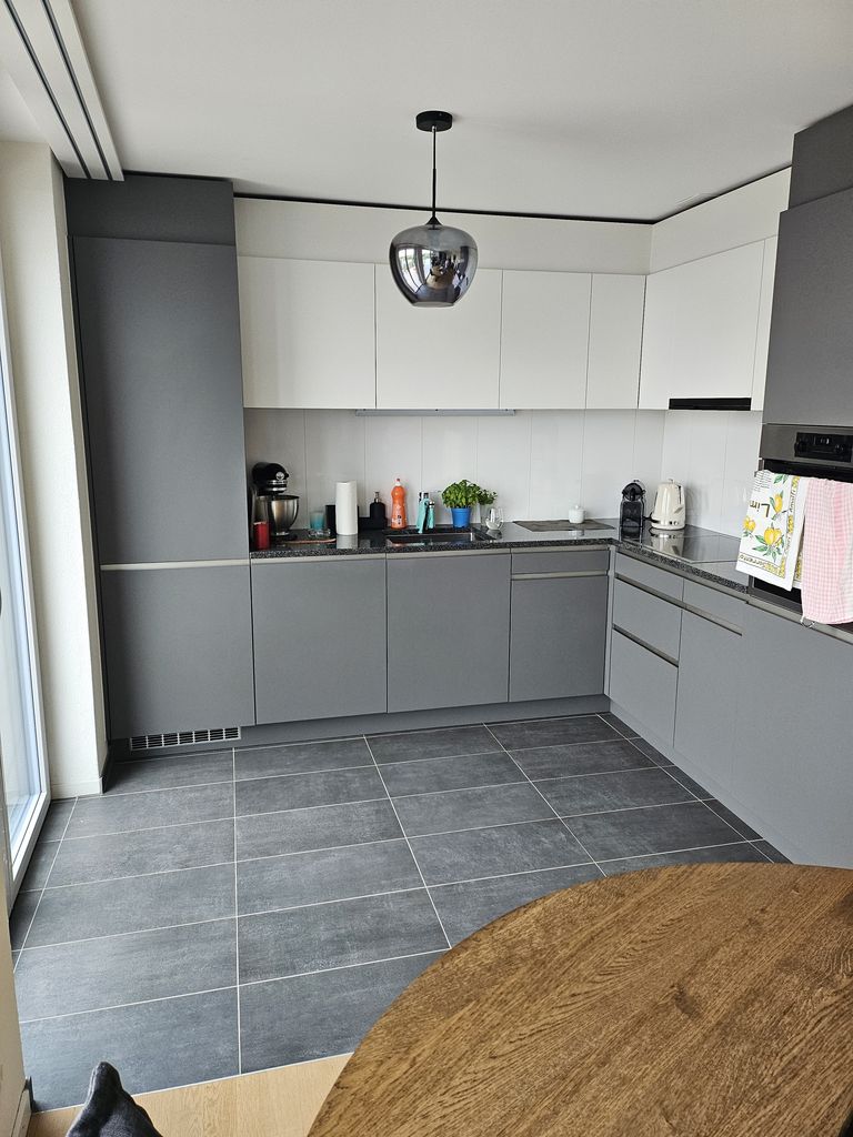 Appartement de 4.5 pièces au 3ème étage - 135500.01.0601-20240516-1654.17e639ae29cd74ae08c4c7c3422a89db18b3a6d6.png