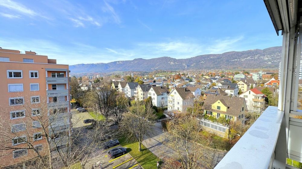 ERSTBEZUG 4.5-Zimmer-Wohnung - totalsaniert - 2 Balkone - ruhige Lage in Solothurn - Bild 9