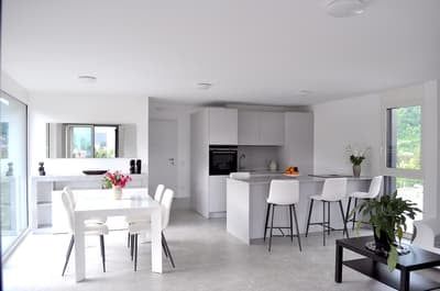 Elegante Open Space con Ampia Terrazza - Bild 2