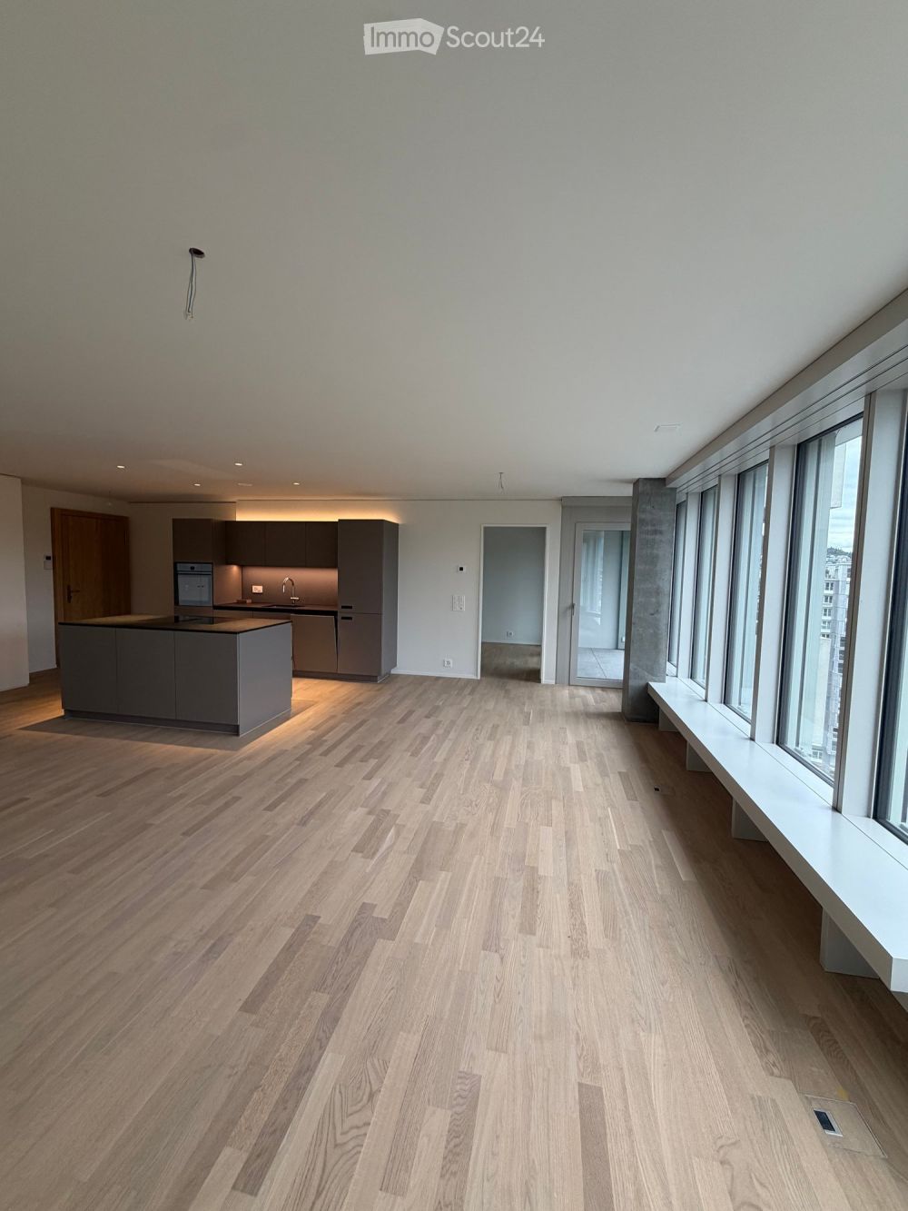 2.5 Zi. Wohnung im PilatusTower - Bild 5