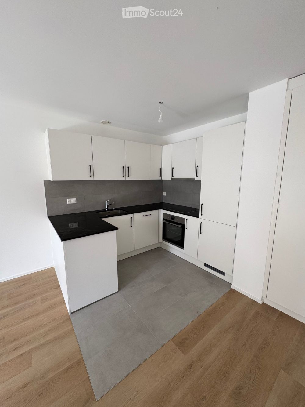 Appartement neuf de 2.5 pièces avec grand balcon - Bild 3