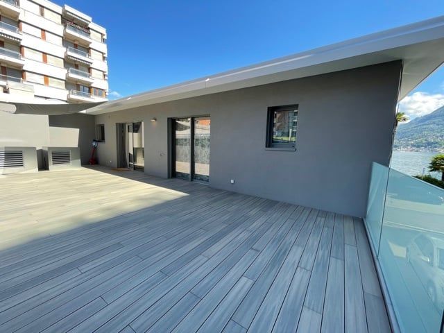 PARADISO FRONTE LAGO - 4,5 LOCALI DI NUOVA COSTRUZIONE ARREDATO - Bild 10