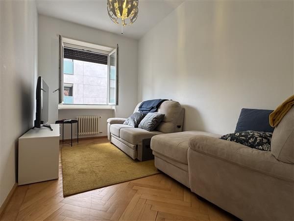 Lugano: Eingerichtete 3.5-Zimmer-Wohnung - Interno