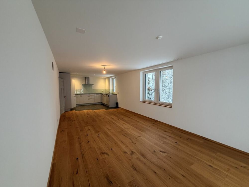 traumhaftes 5.5 Zimmer Einfamilienhaus an ruhiger Lage zu vermieten - offener Wohn- und Essbereich