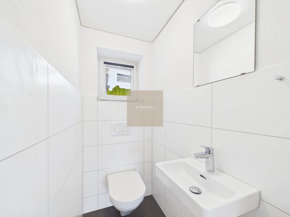 Kernsaniertes 6-Zimmer-Haus mit Garten, Schopf und Wärmepumpe - Bild 13