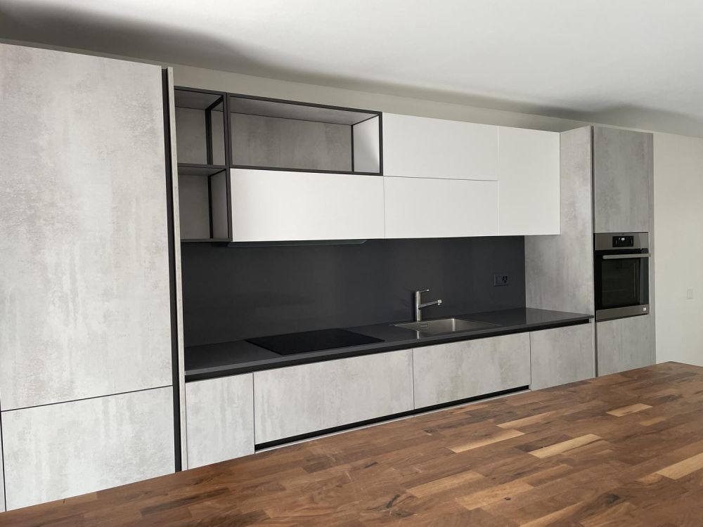 Elegante 5.5 locali con Giardino Privato – Leggia (Grono-GR) - Bild 1