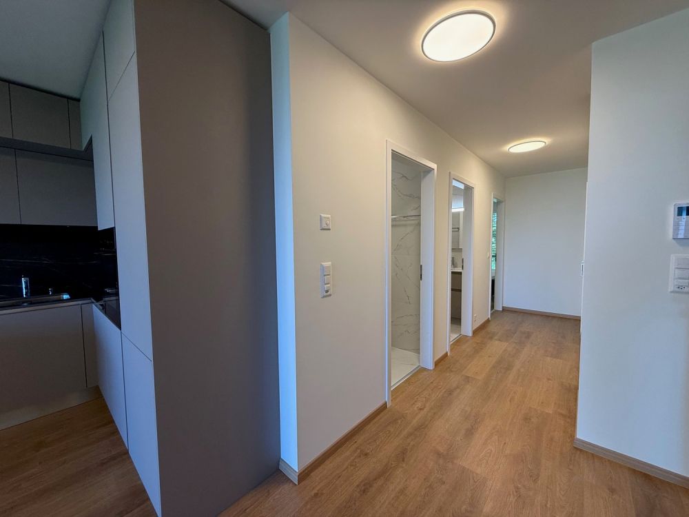 Beau 3.5 pièce neuf de stanting avec terrasse & jardin dans résidence avec piscine - Bild 11
