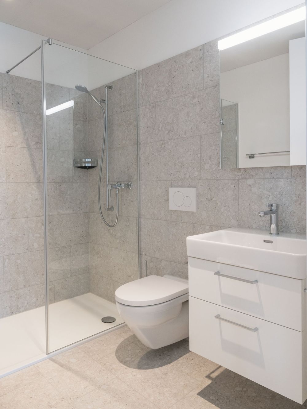 Nachmieter gesucht - Neubauwohnung Living 2 Riverside-Areal - Bad