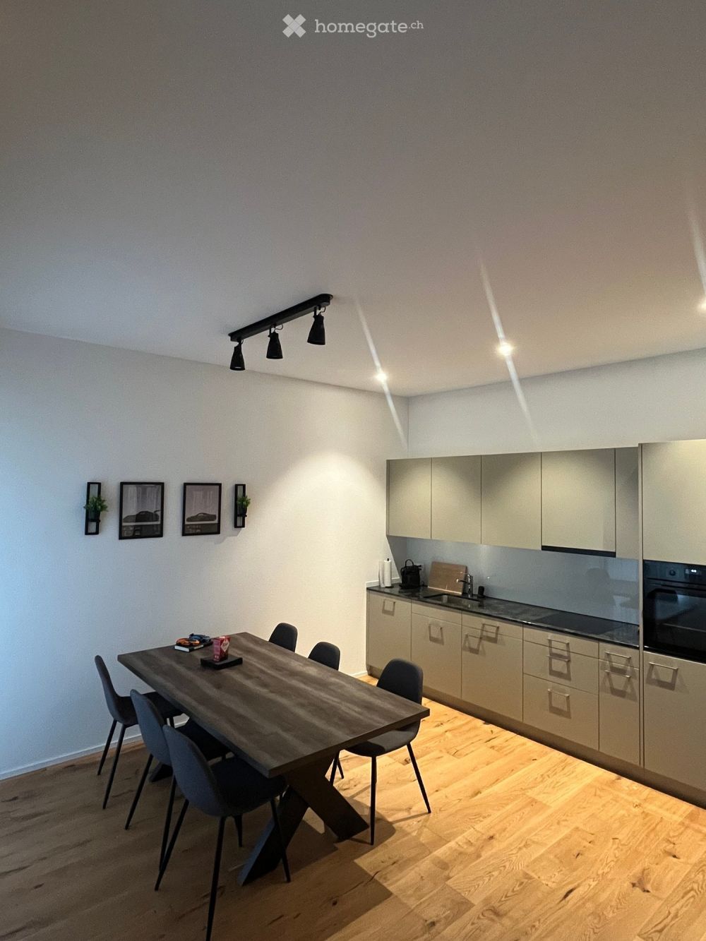 Moderne 2.5-Zimmer-Neubauwohnung im Erdgeschoss in Muri AG - Bild 1