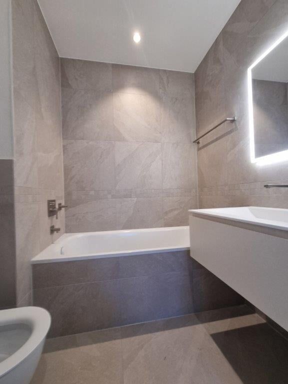 Moderne 4.5-Zimmer-Duplex-Wohnung mit Seeblick in Walchwil - Bild 6