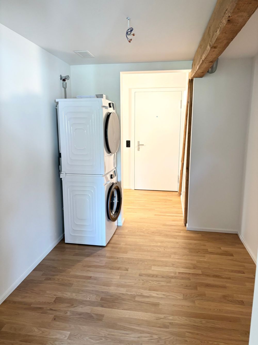 Stilvolles Neubau-Loft mit Balkon - Bild 9