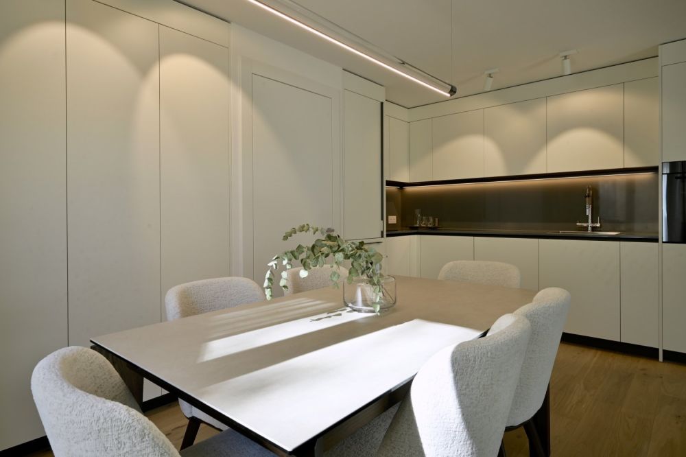 Moderne neu gebaute Villa - Bild 11