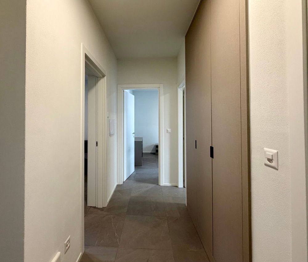 CHIASSO 3.5 loc. ARREDATO Pigione CHF 1'150 - Bild 3