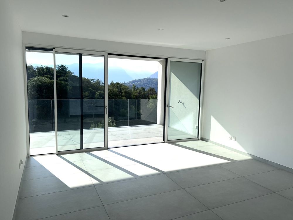 Bellissimo 2,5 locali a Bosco Luganese – prima locazione, soleggiato con parziale vista lago - Bild 4