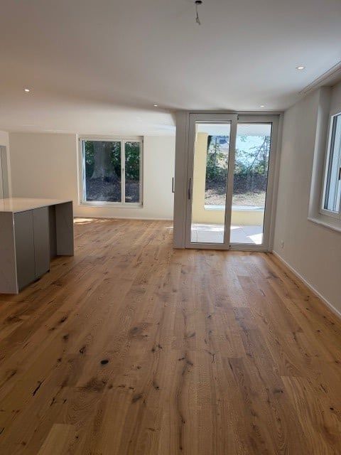 Erstvermietung einer modernen 3.5-Zimmer-Neubau-Wohnung im Erdgeschoss in Bassersdorf - Bild 2