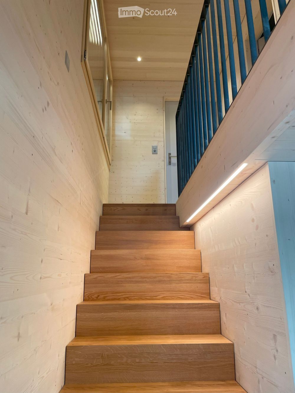 Neue, charmante 3,5-Zimmer-Maisonette-Wohnung mit überdecktem Aussenbereich & eigenem Garten - Bild 6