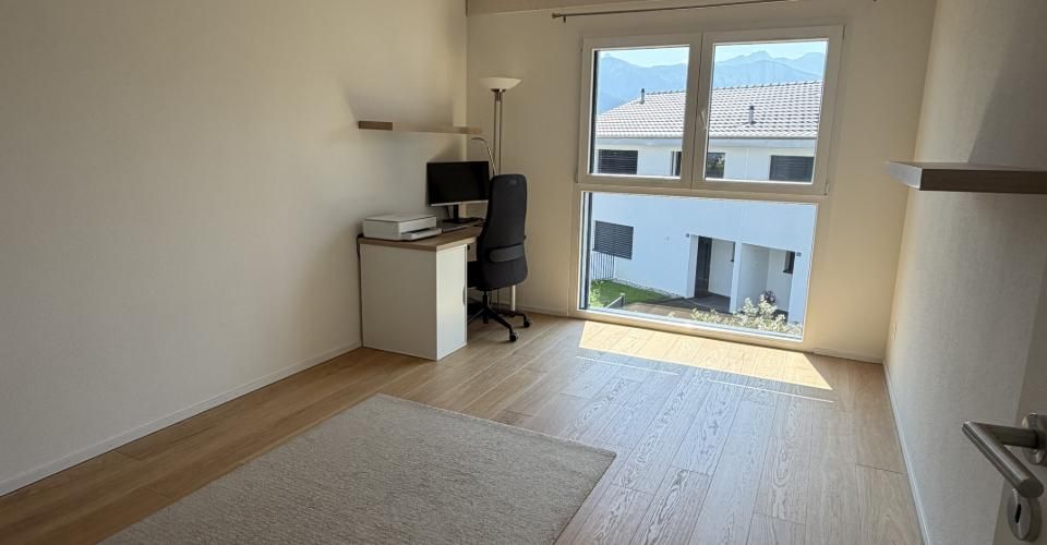 Opportunité à Saisir ! - Maison jumelée 5.5 pièces - image - 4
