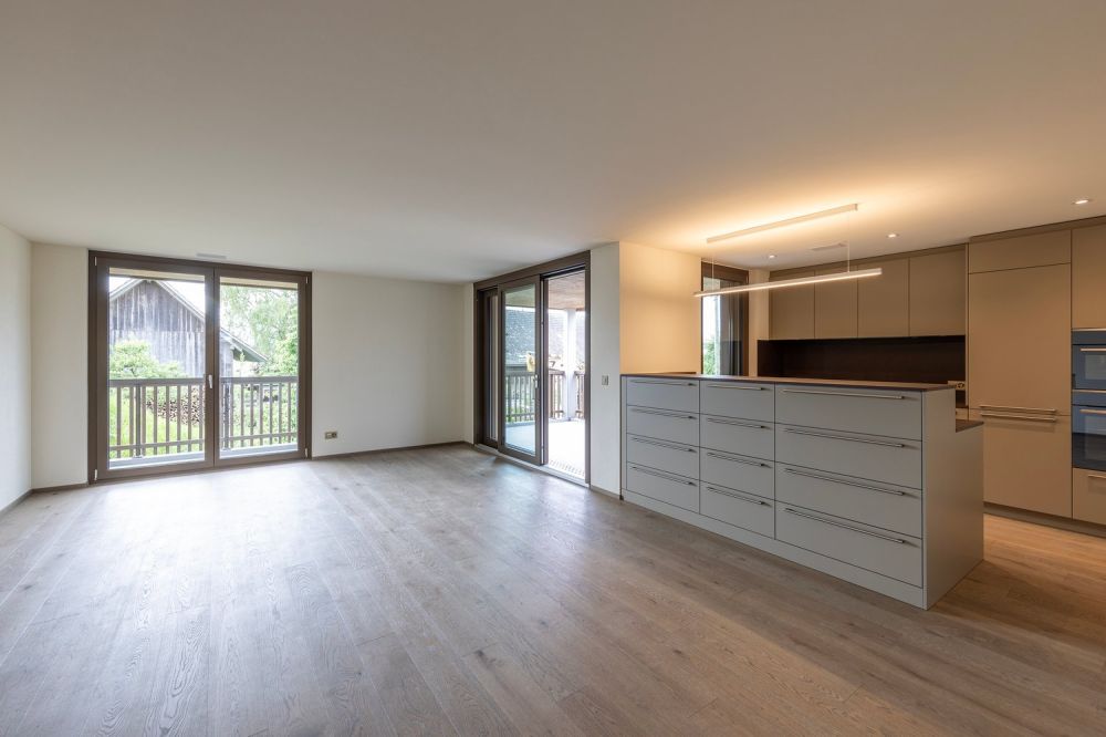 Grosszügige 4.5 Zimmer-Gartenwohnung mit 390m2 idyllischem Garten - Bild 11