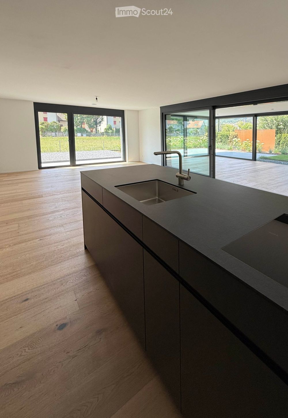 ERSTVERMIETUNG / EXKLUSIVE MODERNE 2.5 ZIMMER GARTENWOHNUNG - Bild 6
