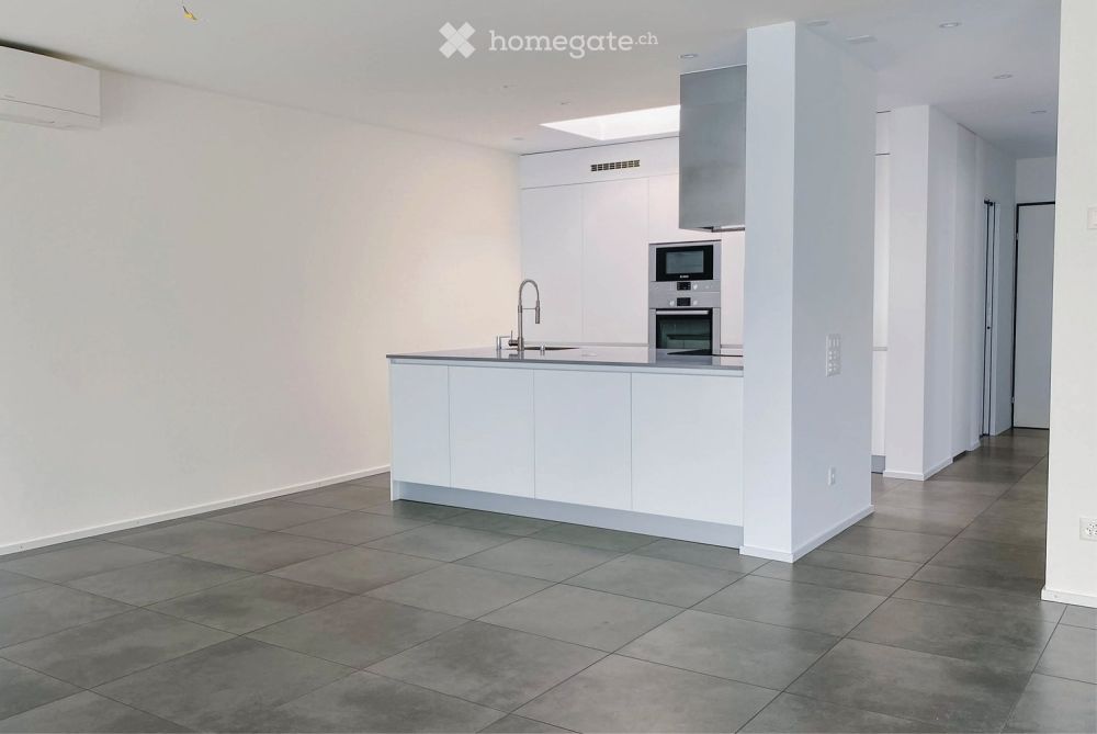 Arbedo, appartamento moderno con grande balcone - Bild 1
