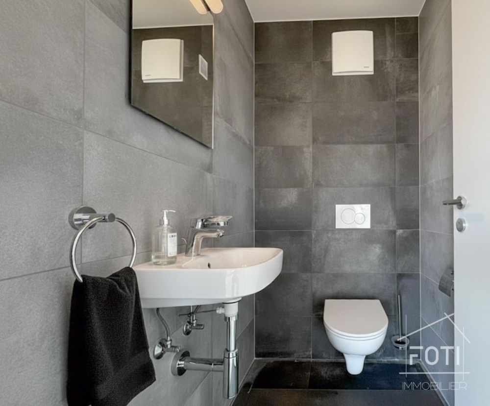 LOCATION-VENTE : Villa individuelle NEUVE de 4,5 pièces avec belle vue sur la plaine. - Salle de Bain