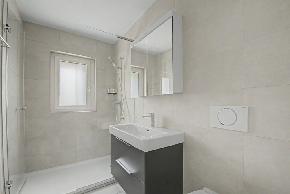 Die letzten Wohnungen nach Totalsanierung- Moderne 2.5-Zimmer-Wohnungen mit Seesicht! - Bild 6